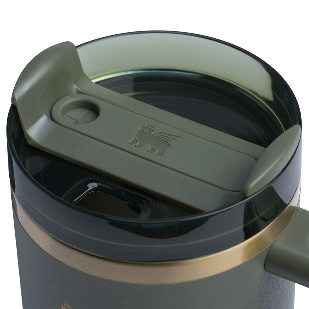 Insulated Travel The Quencher H2.0 Flowstate Tumbler | Stanley Create D331C - Double-Wall Vacuum Insulated Travel Tumbler with Straw Detail